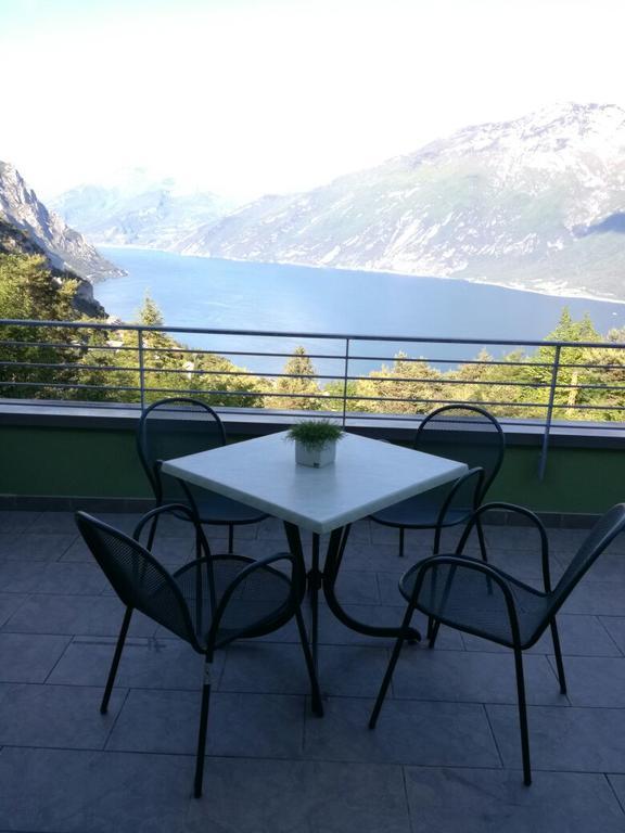 Un Balcone Sul Garda Lejlighed Tremosine Eksteriør billede
